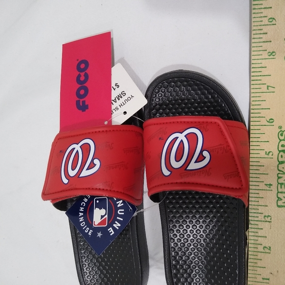 NWT Washington Nationals Baseball Slides Youth Small - Picture 2 of 7